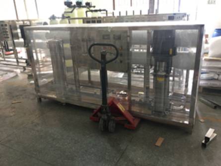 湖北武漢結構公司反滲透設備出貨