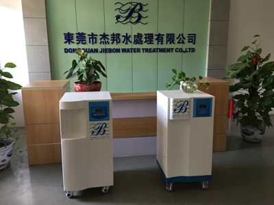 醫(yī)用實驗室純水機