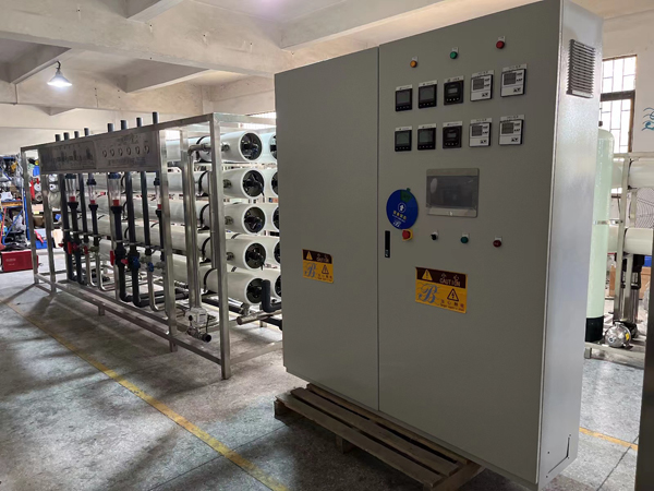 超純水中的TOC如何降到小于5PPb？